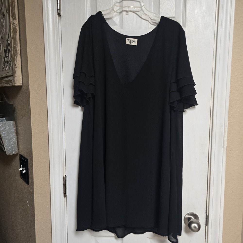 Show me your Mumu. Black chiffon mini dress Short sleeve Size XL